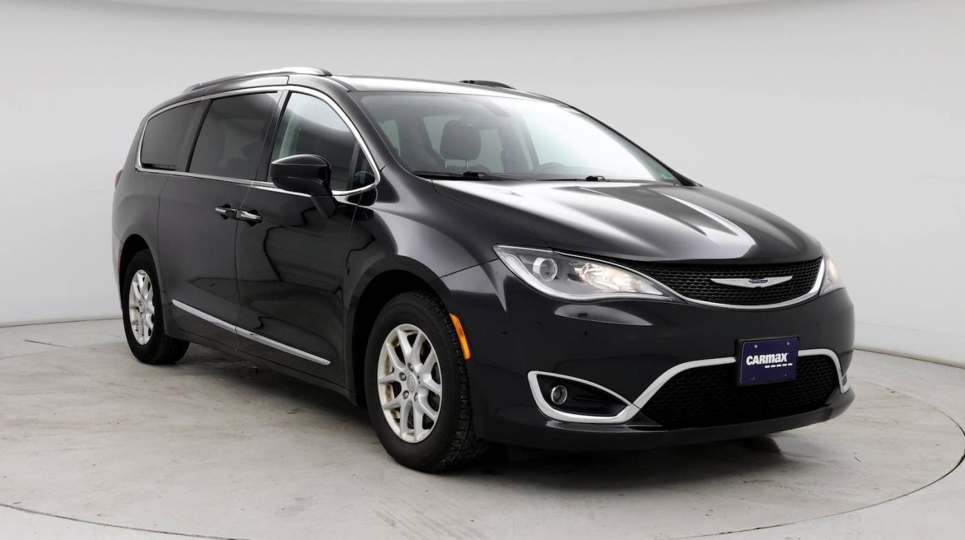 2020 Chrysler Pacifica Touring L — Minivan — 32,163 mi — Glen Allen, VA