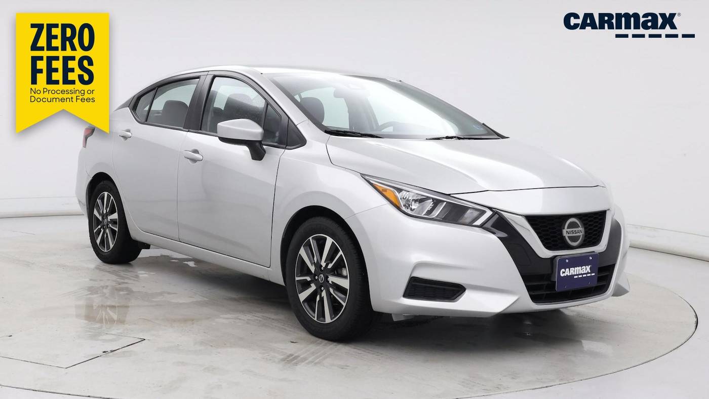 2022 Nissan Versa SV