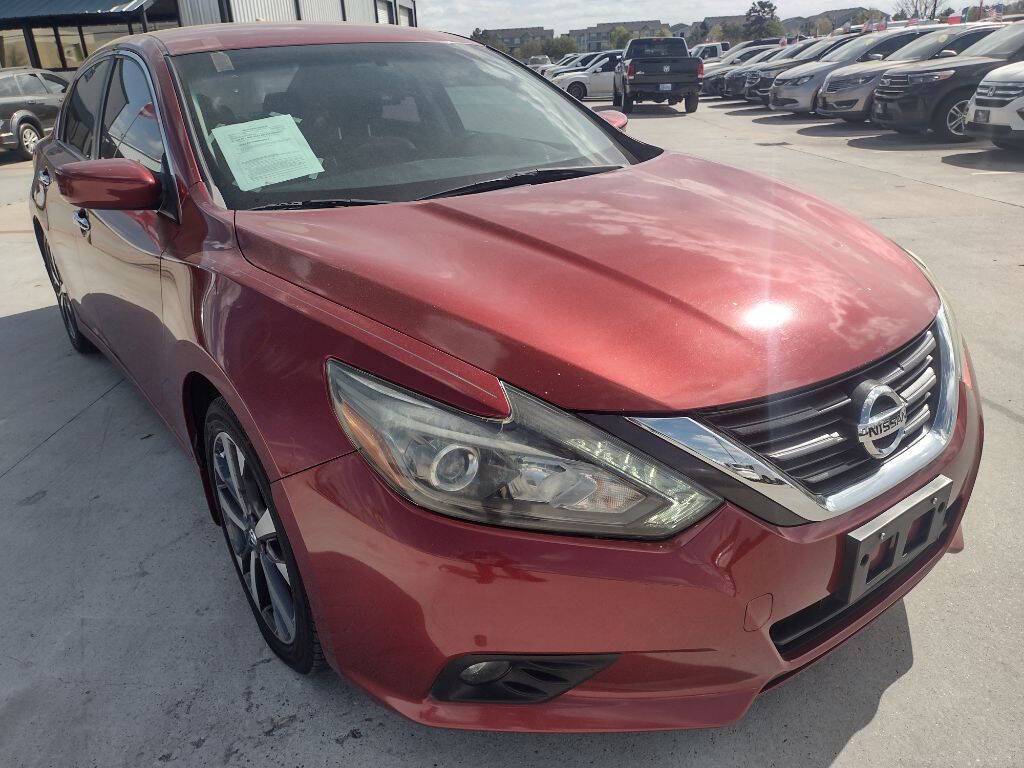 2016 Nissan Altima 2.5 SR — Sedan — 115,299 mi — Houston, TX
