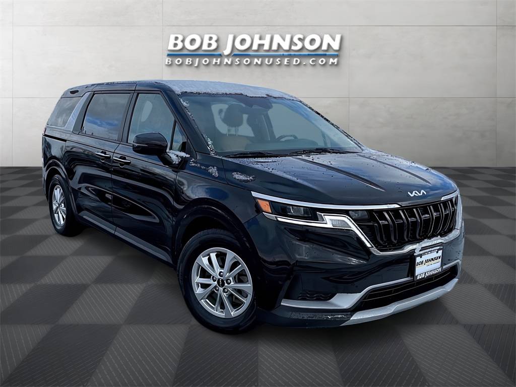 2023 Kia Carnival LXS — Minivan — 26,869 mi — Rochester, NY