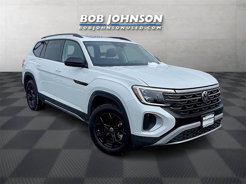 2024 Volkswagen Atlas Peak Edition SEL — SUV — 6,160 mi — Rochester, NY