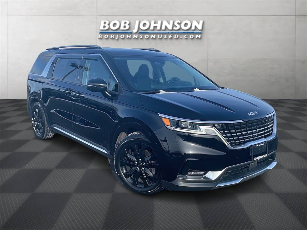 2022 Kia Carnival SX — Minivan — 67,700 mi — Rochester, NY