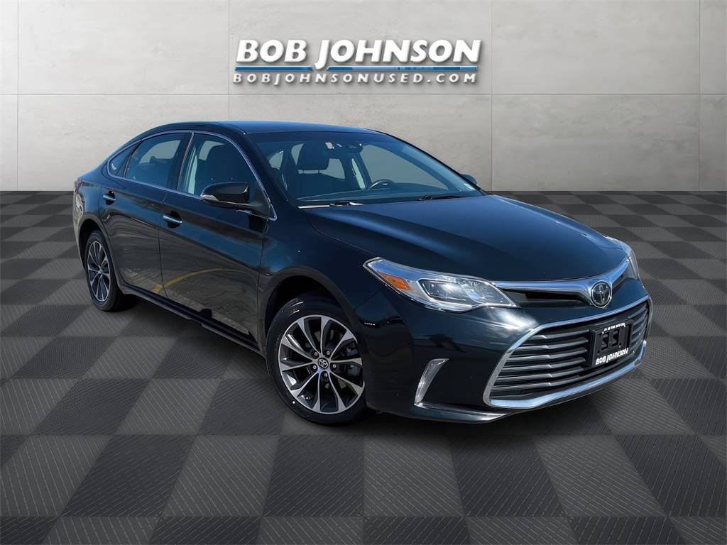 2018 Toyota Avalon XLE — Sedan — 76,606 mi — Rochester, NY