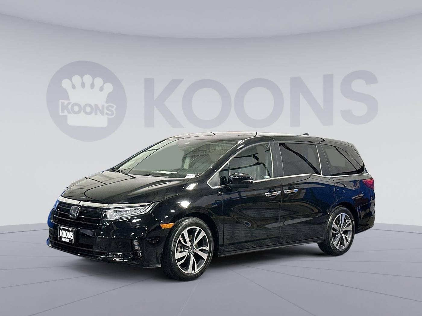 2022 Honda Odyssey Touring — Minivan — 10,199 mi — Woodbridge, VA