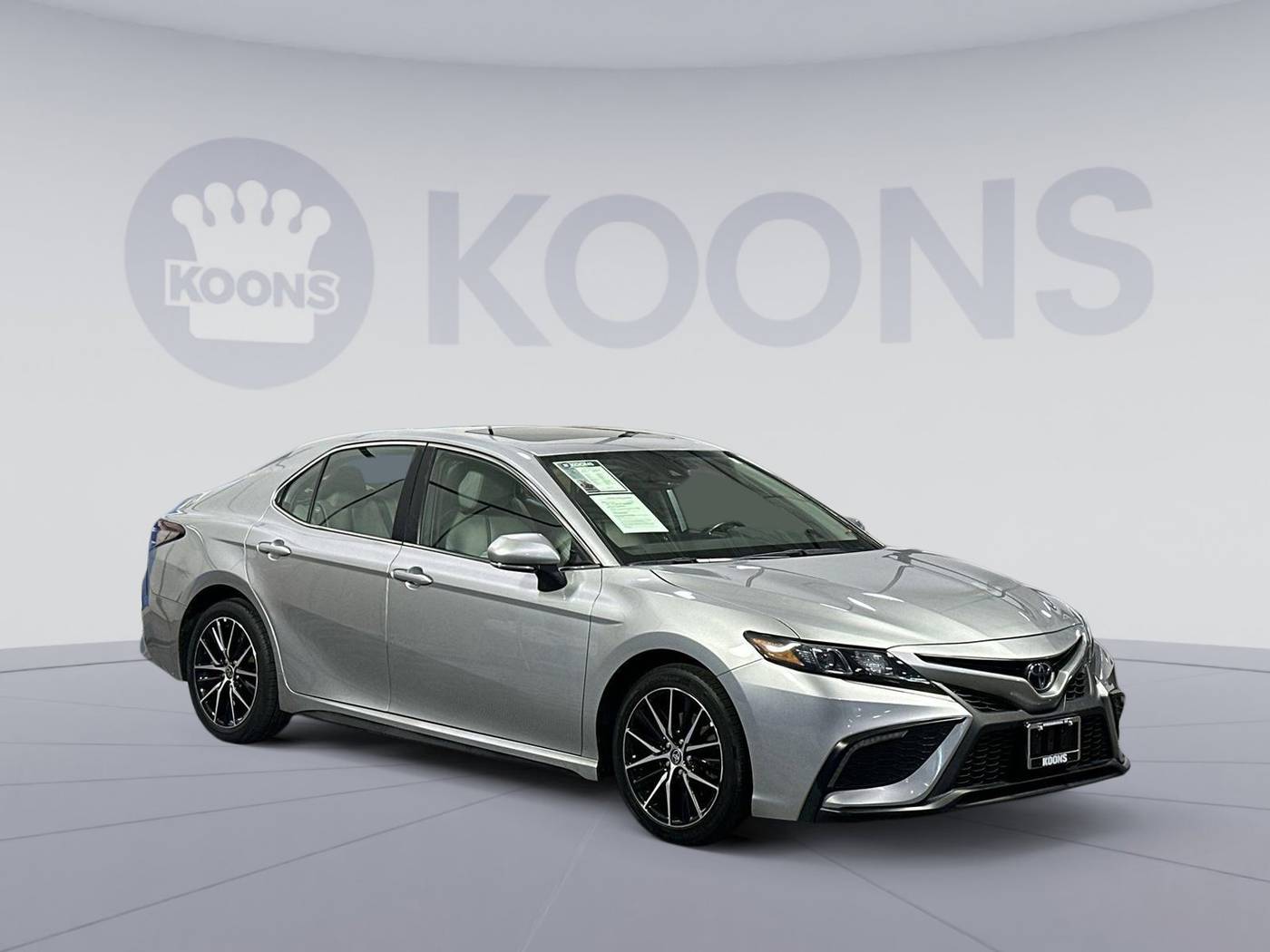 2022 Toyota Camry SE — Sedan — 28,329 mi — Woodbridge, VA