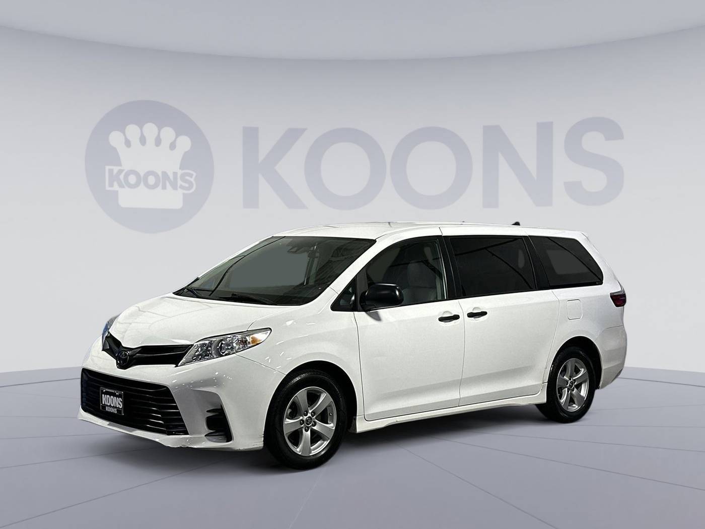 2020 Toyota Sienna L — Minivan — 19,594 mi — Woodbridge, VA
