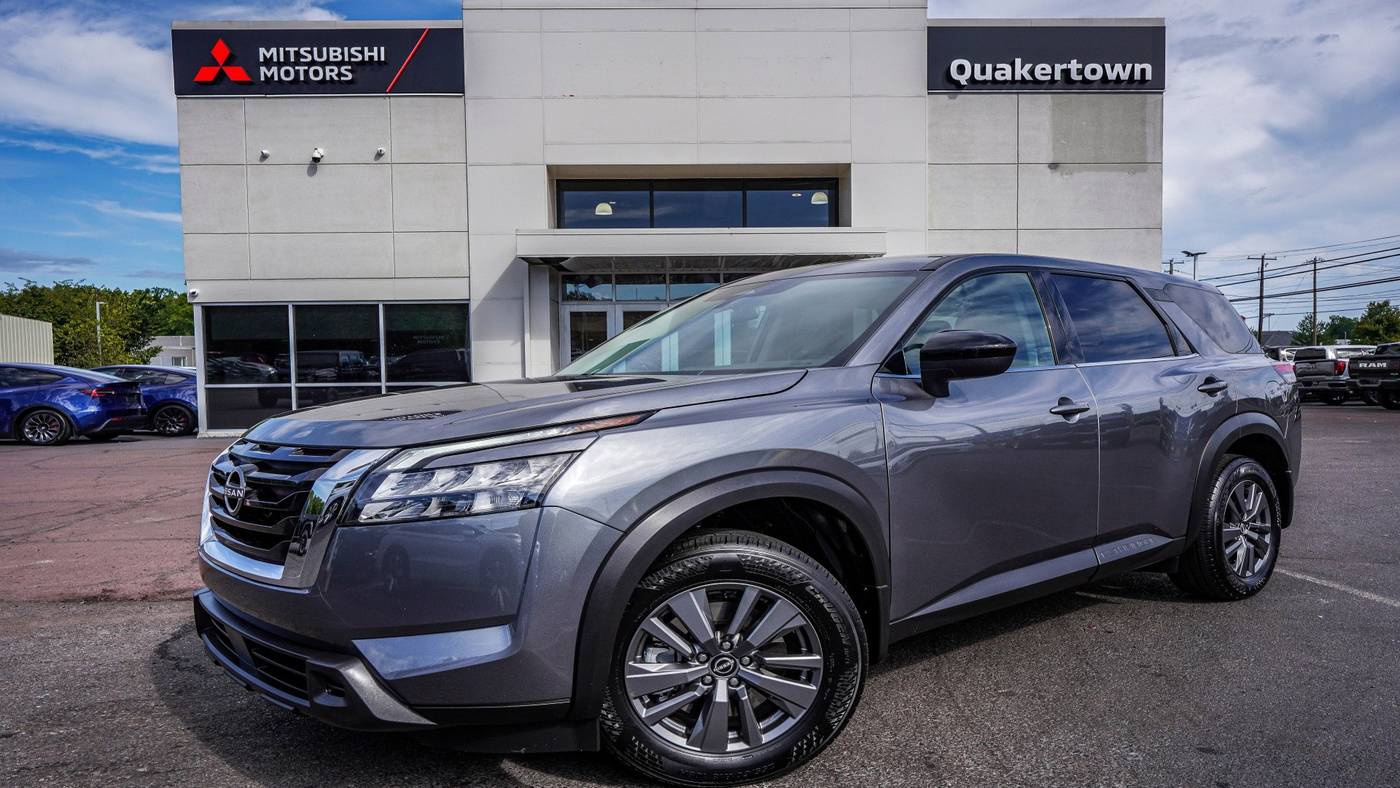 2024 Nissan Pathfinder S