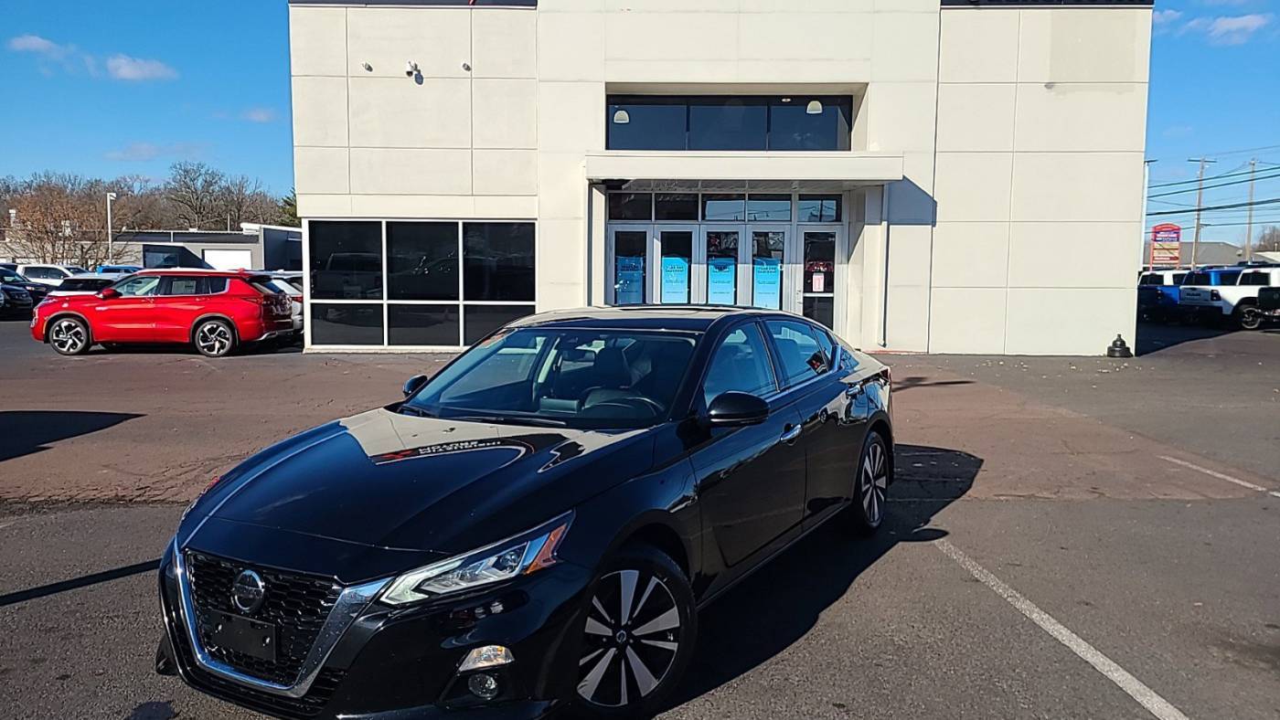 2022 Nissan Altima SL — Sedan — 42,775 mi — Quakertown, PA