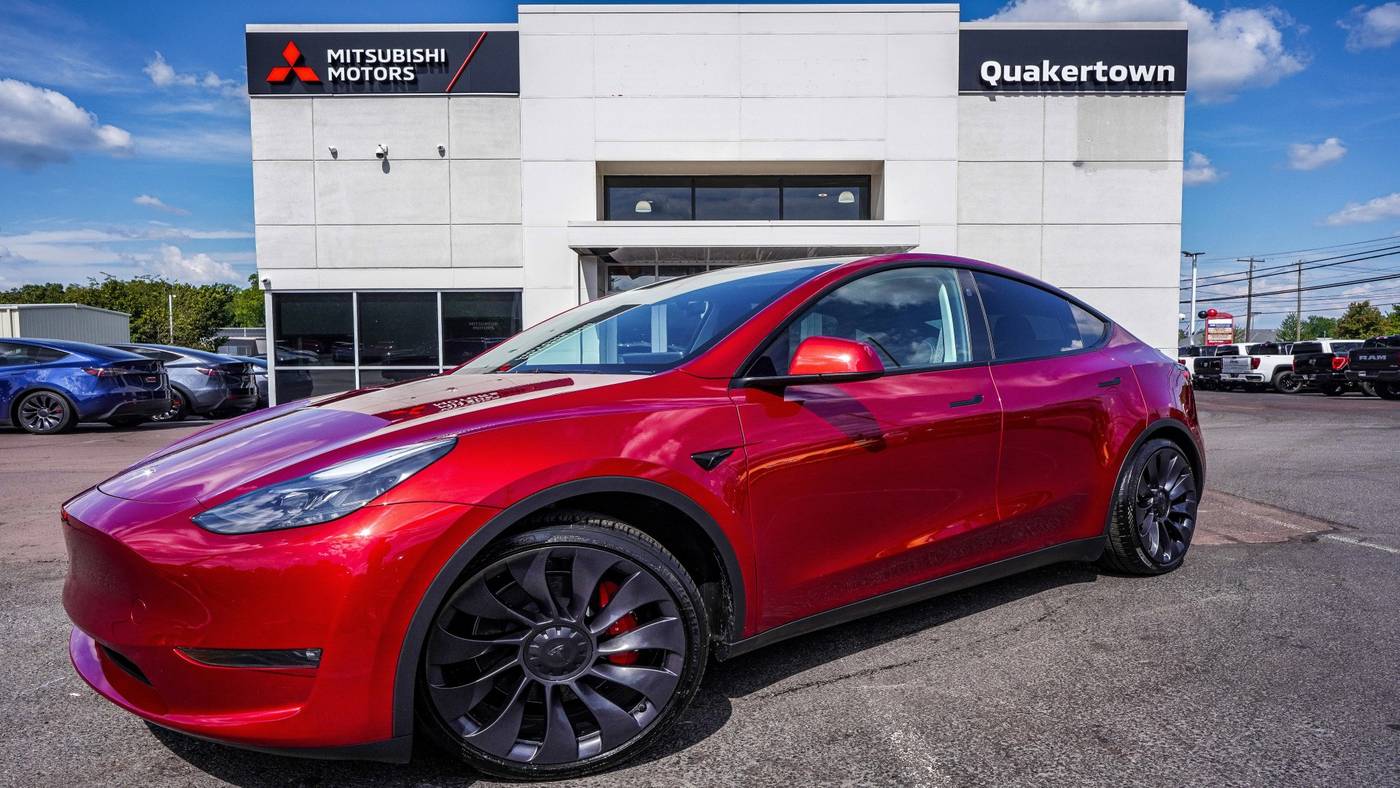 2024 Tesla Model Y Performance — SUV — 2,583 mi — Quakertown, PA
