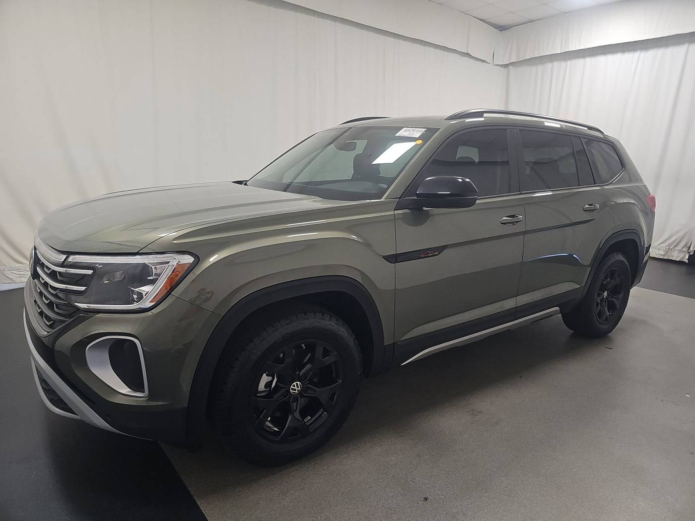 2025 Volkswagen Atlas Peak Edition — SUV — 2,560 mi — Quakertown, PA