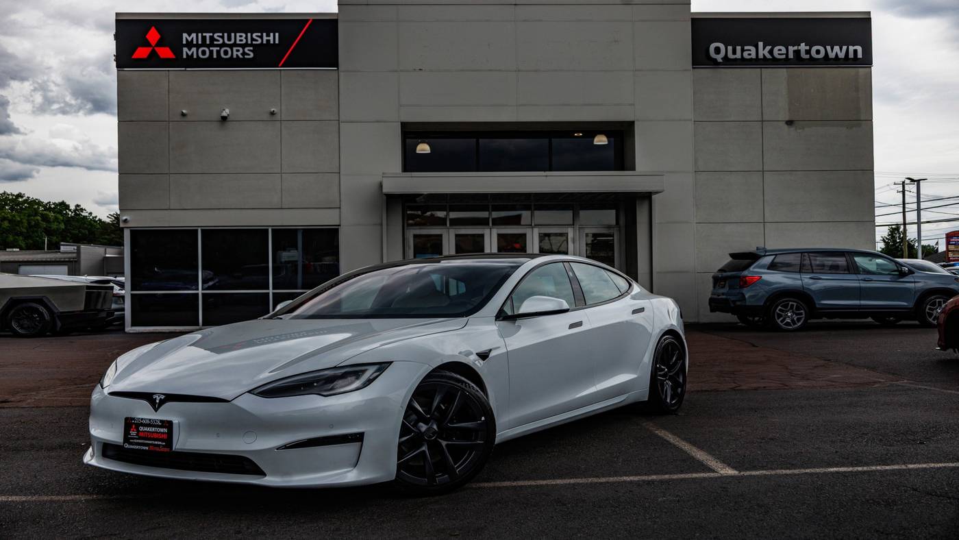 2022 Tesla Model S Long Range — Hatchback — 11,166 mi — Quakertown, PA