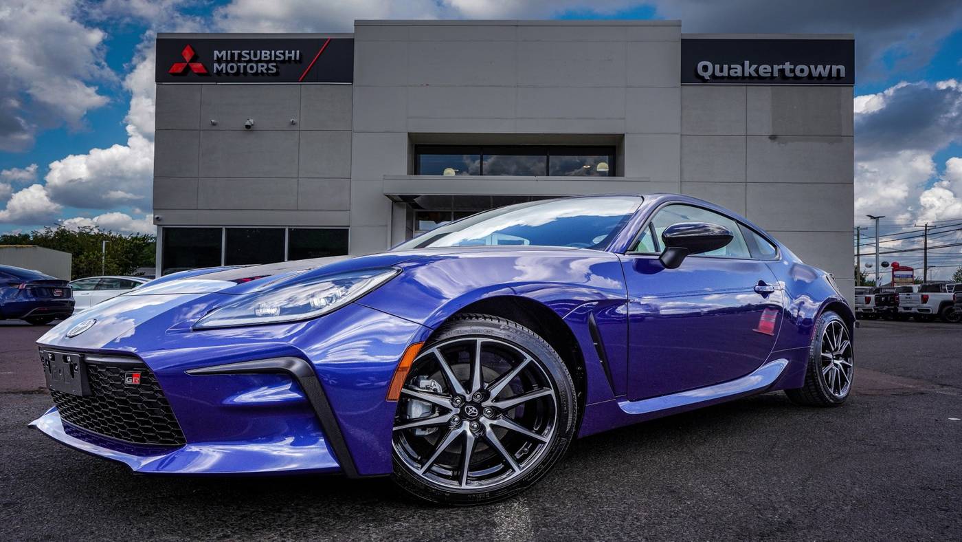 2023 Toyota GR86 Base — Coupe — 3,840 mi — Quakertown, PA