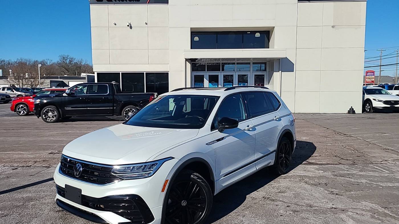 2022 Volkswagen Tiguan SE R-Line Black — SUV — 35,524 mi — Quakertown, PA