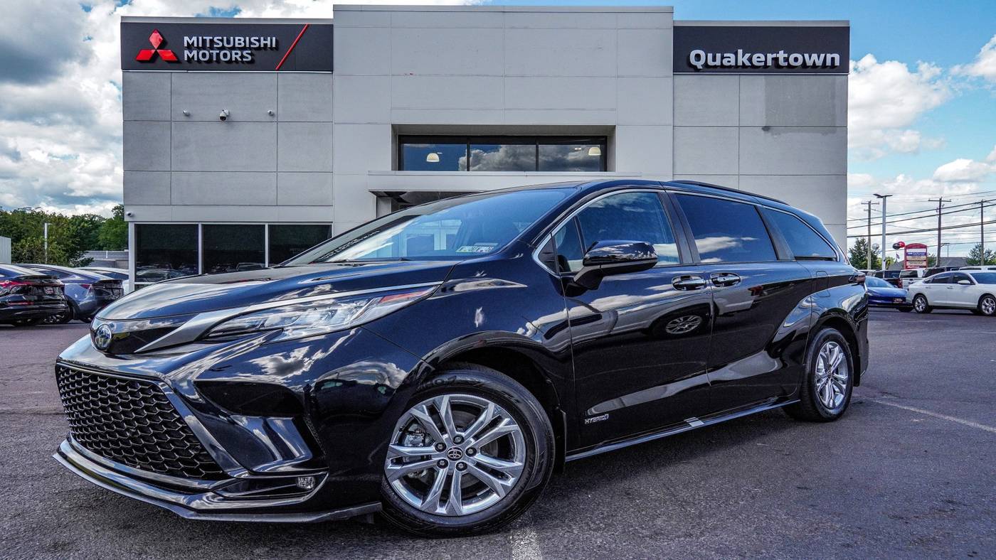 2021 Toyota Sienna XSE — Minivan — 69,845 mi — Quakertown, PA