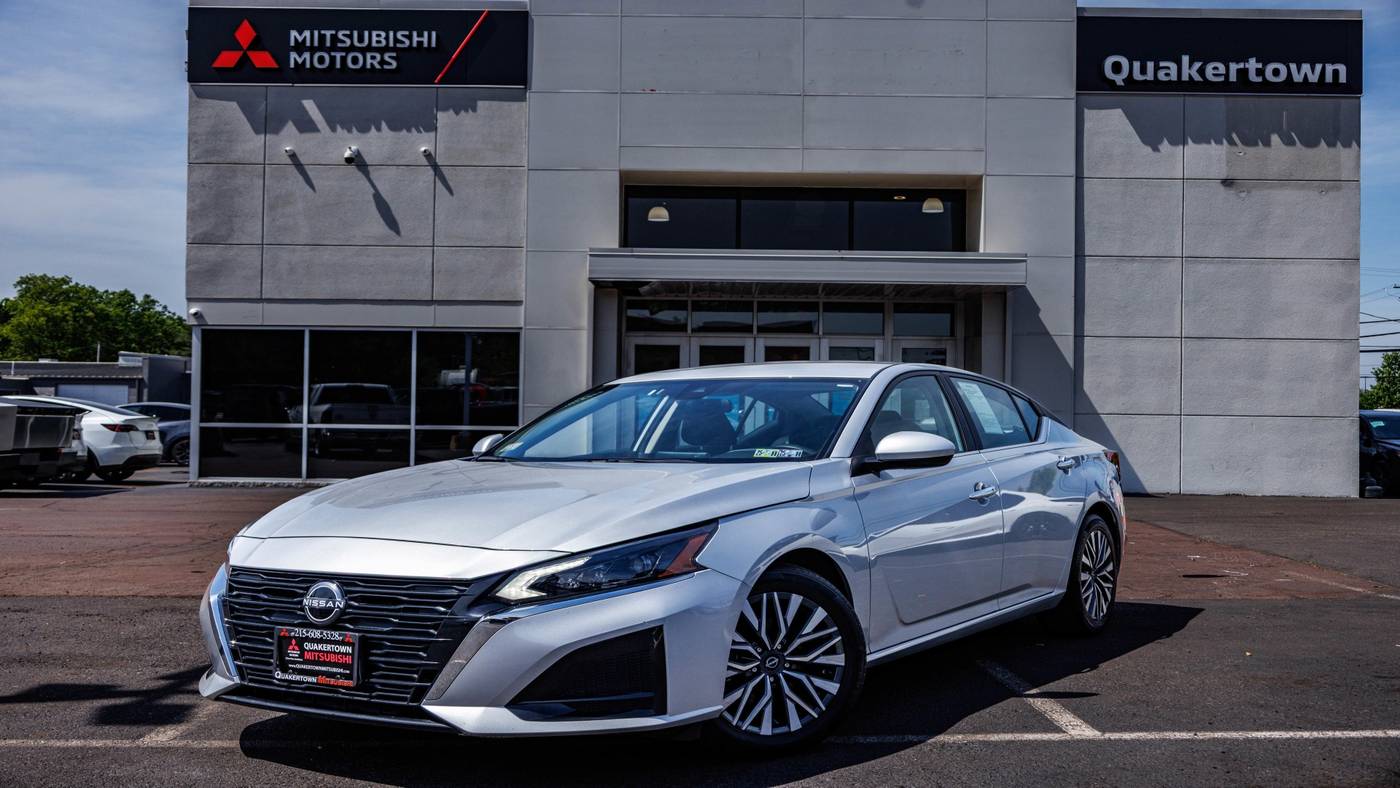 2023 Nissan Altima SV — Sedan — 40,957 mi — Quakertown, PA