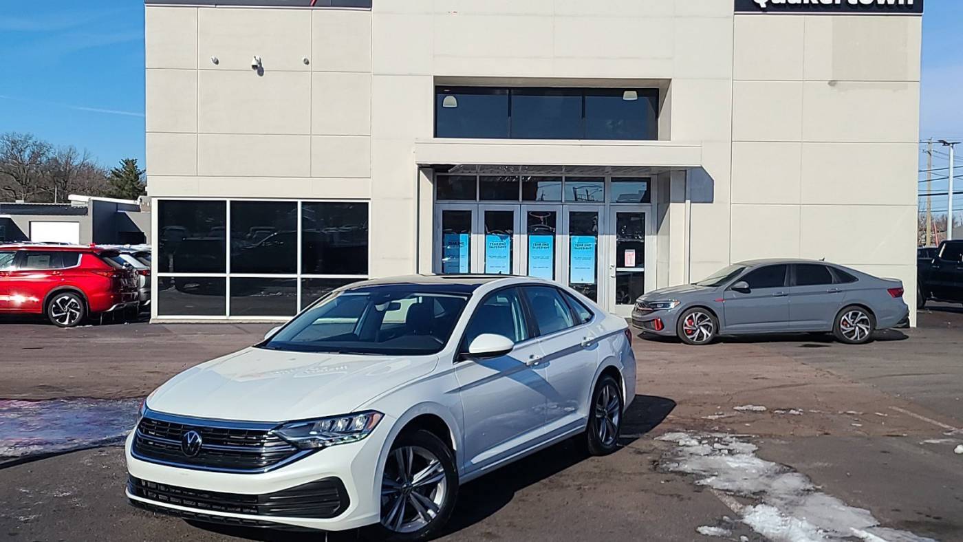 2024 Volkswagen Jetta SE — Sedan — 14,181 mi — Quakertown, PA