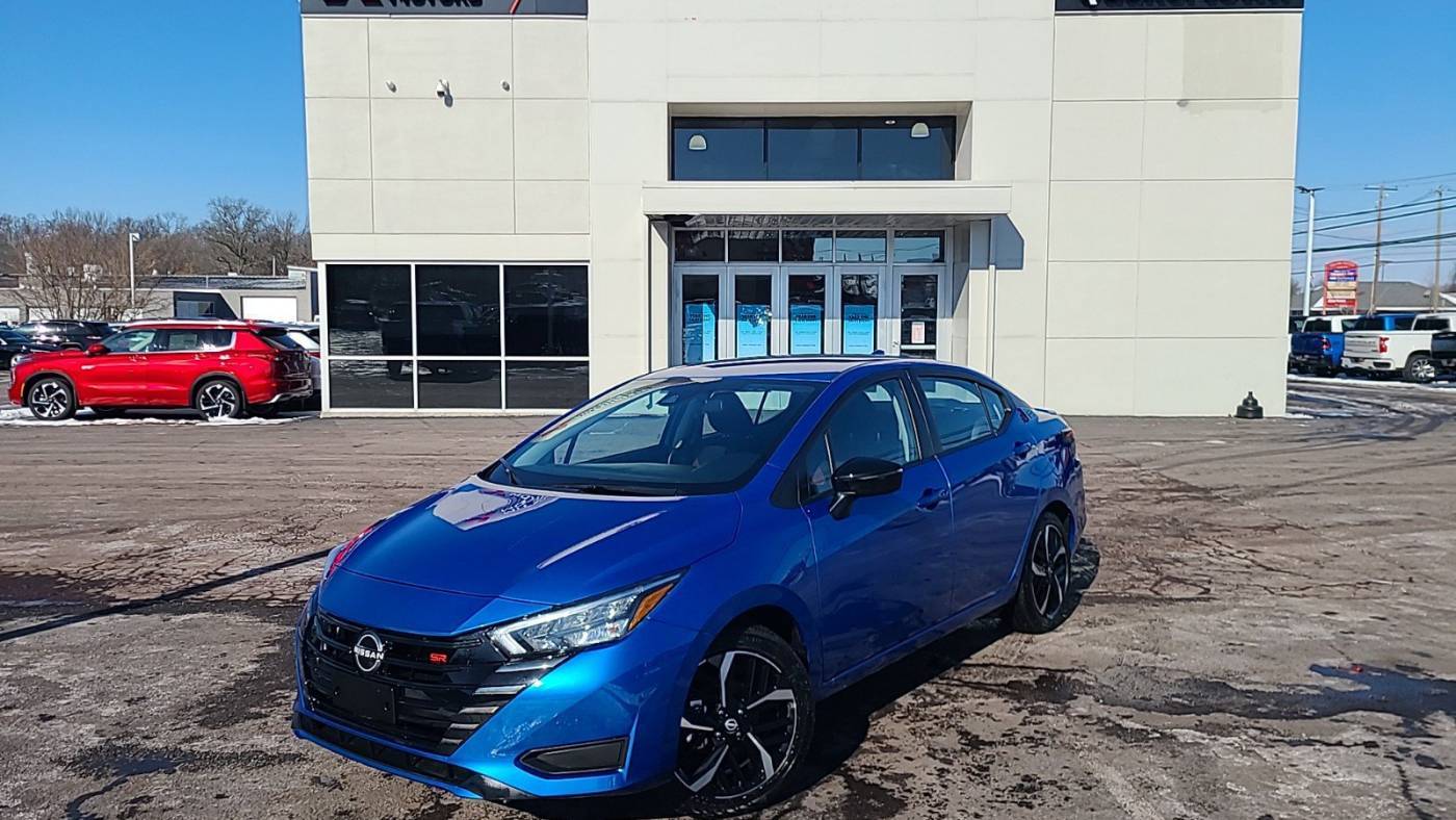 2024 Nissan Versa SR — Sedan — 8,735 mi — Quakertown, PA