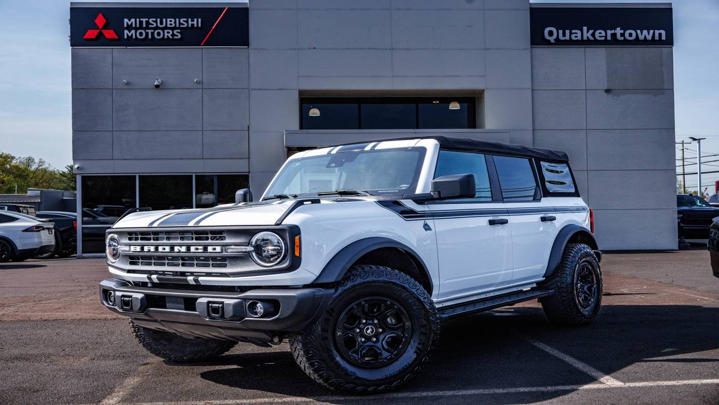 2022 Ford Bronco Base — SUV — 30,375 mi — Quakertown, PA
