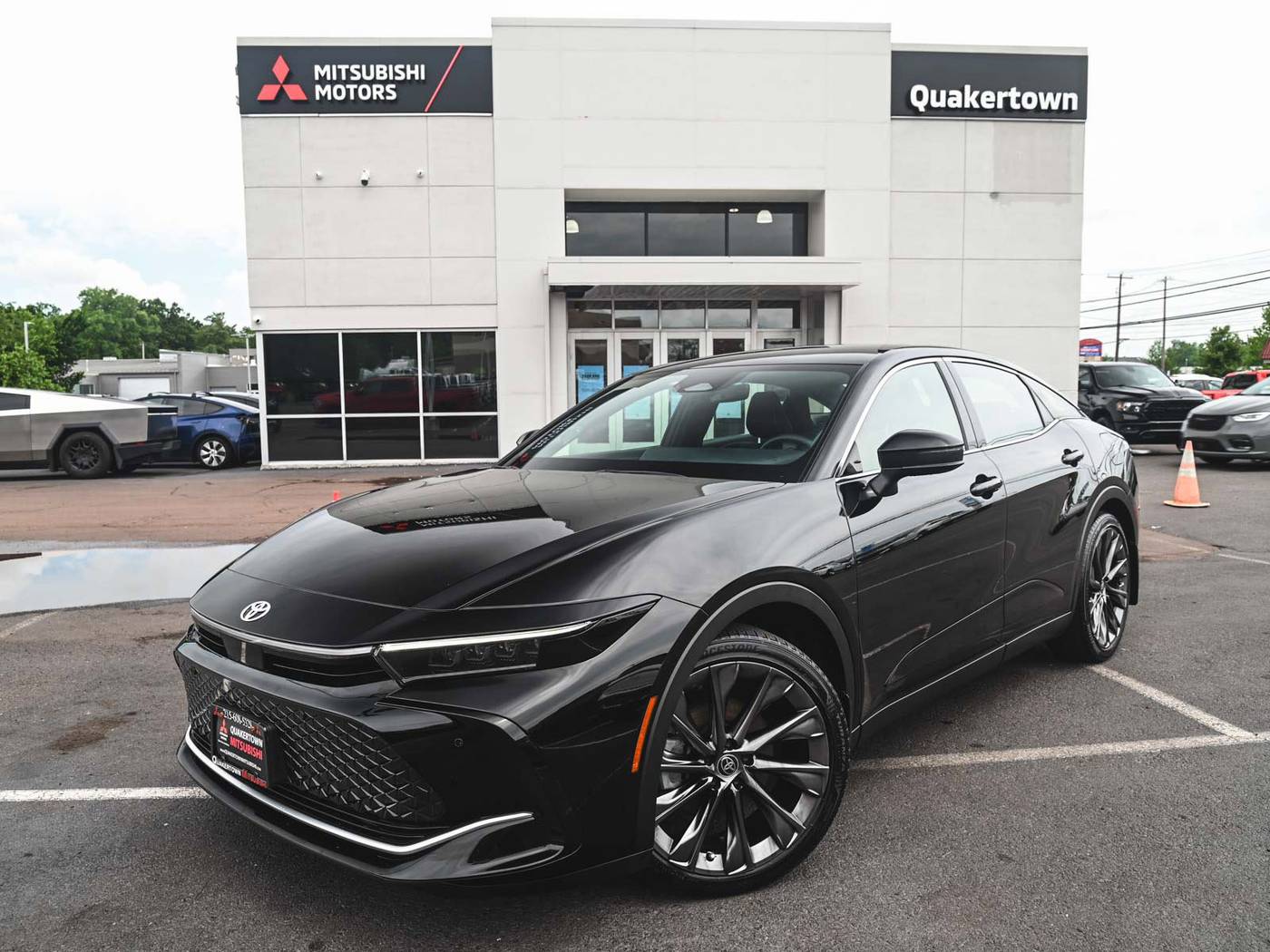 2023 Toyota Crown Limited — Sedan — 29,318 mi — Quakertown, PA