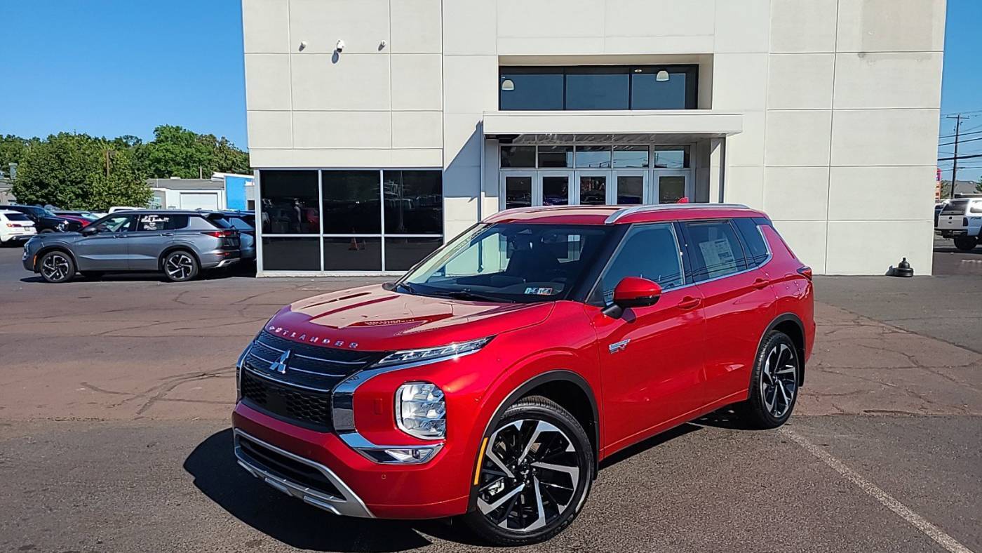 2024 Mitsubishi Outlander Plug-In Hybrid SEL — SUV — 12 mi — Quakertown, PA
