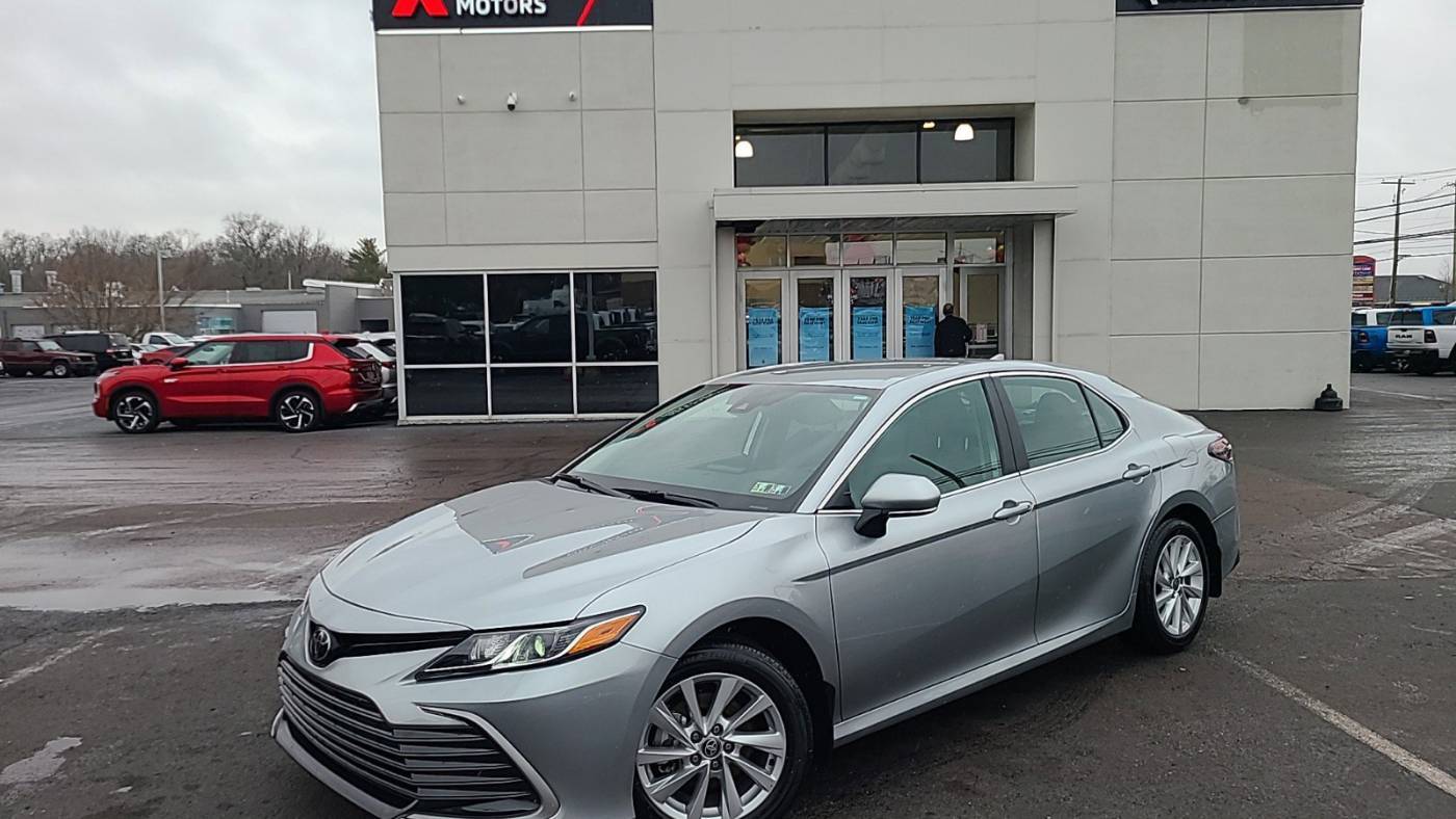 2024 Toyota Camry LE — Sedan — 27,972 mi — Quakertown, PA
