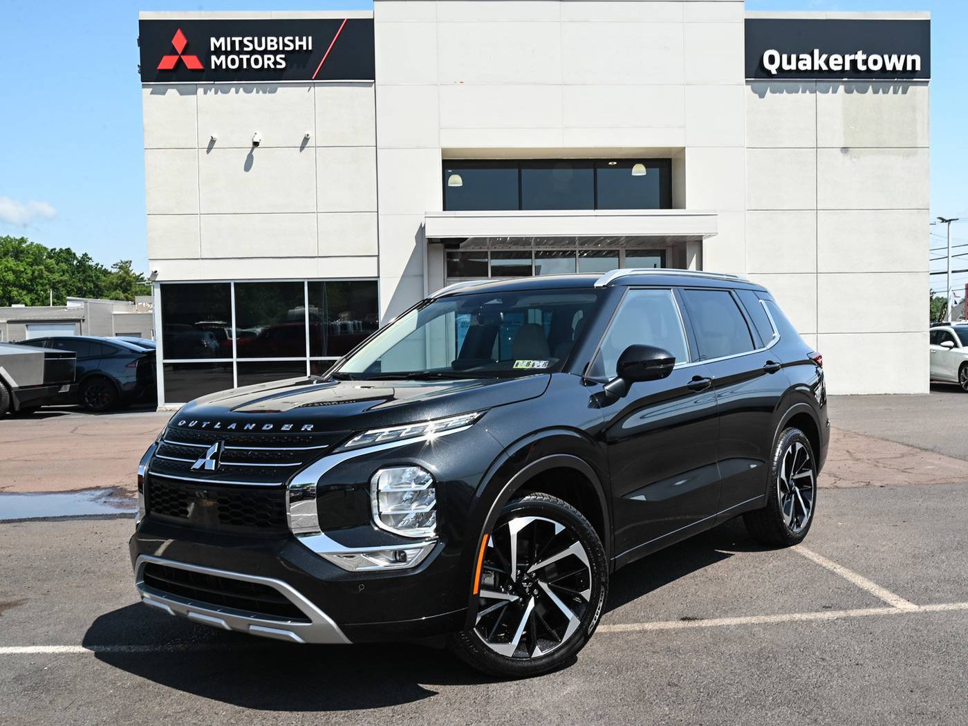 2023 Mitsubishi Outlander SEL — SUV — 20,328 mi — Quakertown, PA
