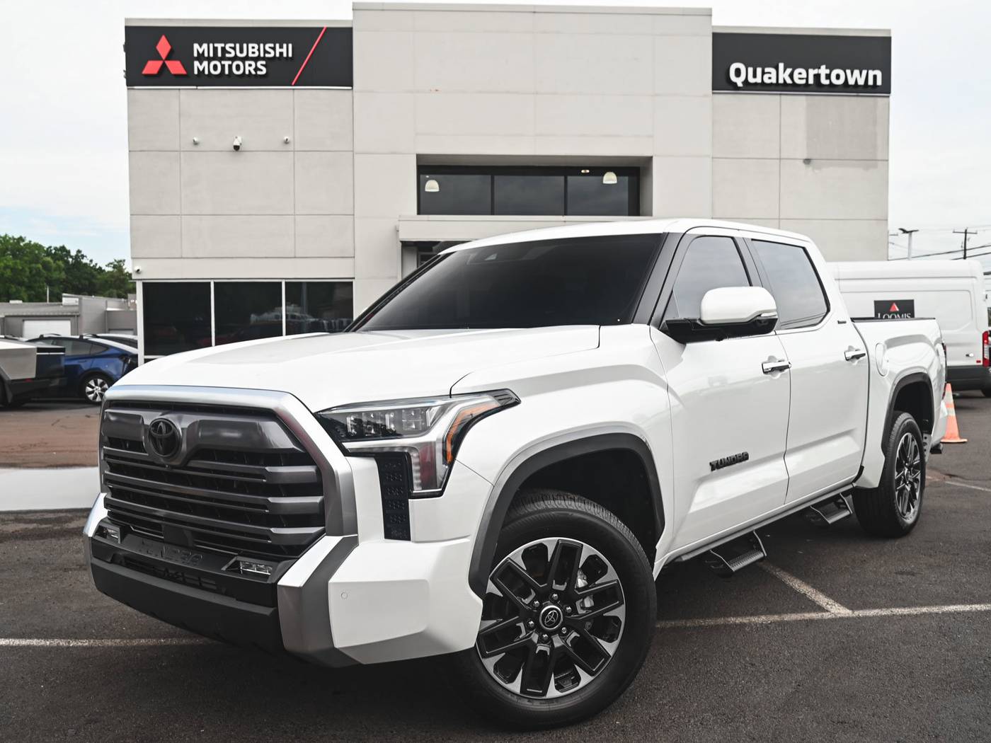 2024 Toyota Tundra Limited — Pickup Truck — 9,620 mi — Quakertown, PA