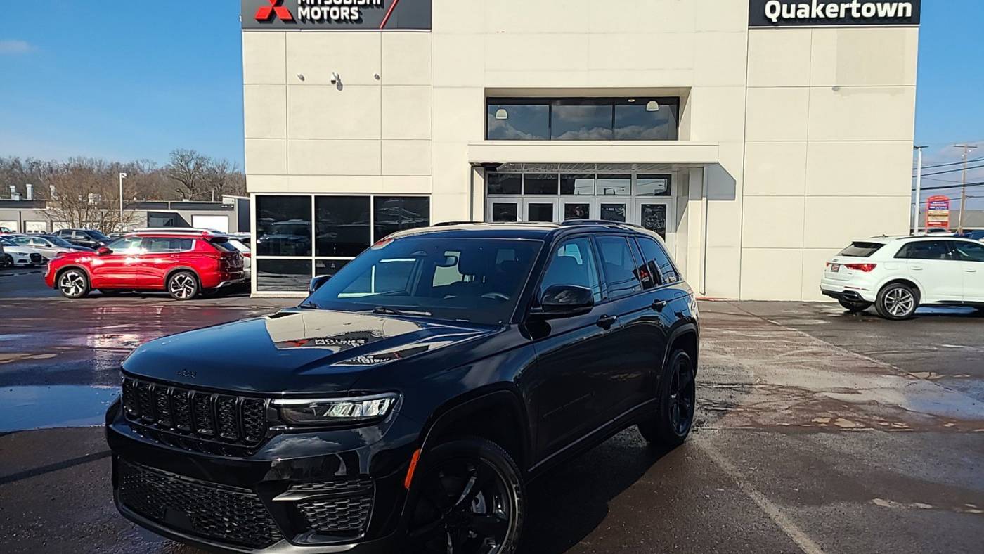 2023 Jeep Grand Cherokee Altitude — SUV — 20,030 mi — Quakertown, PA