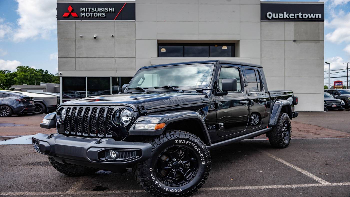 2022 Jeep Gladiator Willys — Pickup Truck — 17,012 mi — Quakertown, PA