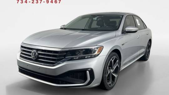 2020 Volkswagen Passat R-Line — Sedan — 68,975 mi — Livonia, MI