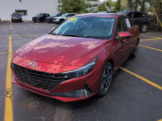 2022 Hyundai Elantra Limited — Sedan — 18,326 mi — Livonia, MI