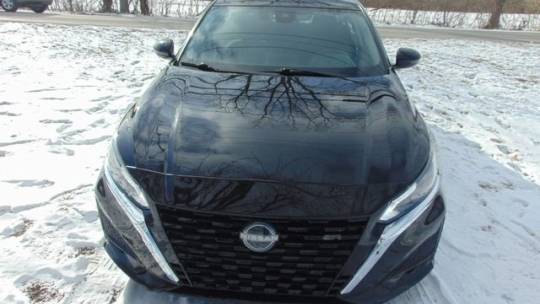 2023 Nissan Altima SV — Sedan — 50,599 mi — Wheeling, IL