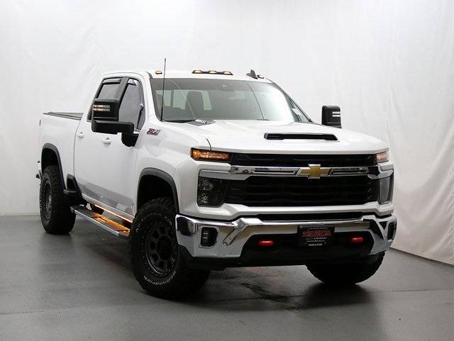 2024 Chevrolet Silverado 2500HD LT — Pickup Truck — 40,679 mi — Wheeling, IL