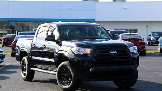 2022 Toyota Tacoma SR — Pickup Truck — 29,684 mi — Wheeling, IL