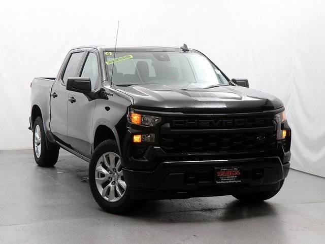 2024 Chevrolet Silverado 1500 Custom — Pickup Truck — 4,510 mi — Wheeling, IL