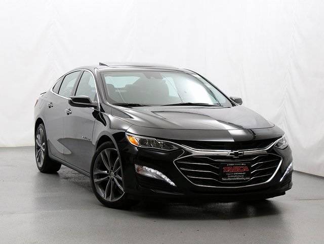2022 Chevrolet Malibu Premier — Sedan — 15,433 mi — Wheeling, IL