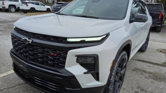 2024 Chevrolet Traverse RS — SUV — 4,114 mi — Wheeling, IL