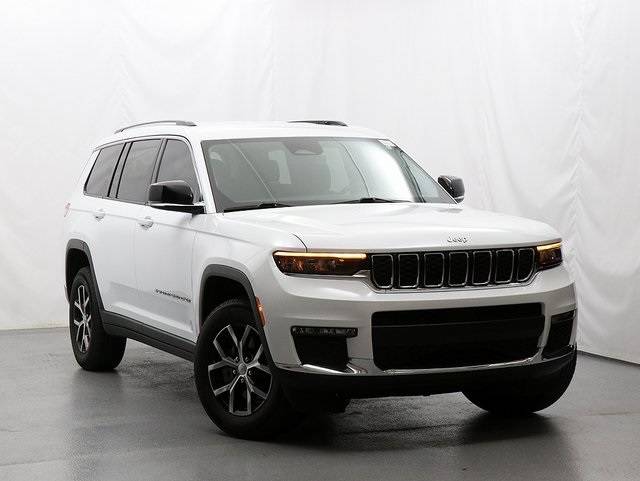 2023 Jeep Grand Cherokee Limited — SUV — 20,995 mi — Wheeling, IL
