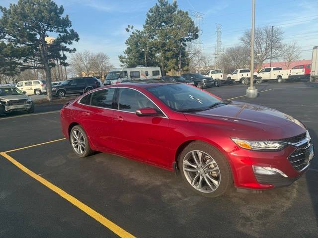 2021 Chevrolet Malibu Premier — Sedan — 33,320 mi — Wheeling, IL