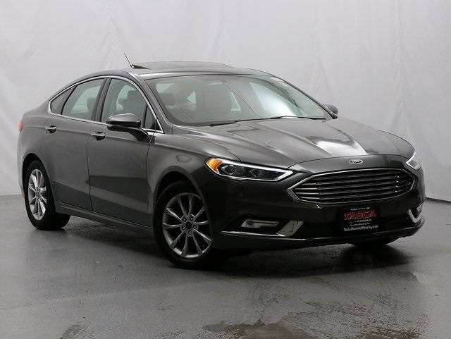 2017 Ford Fusion SE — Sedan — 121,241 mi — Wheeling, IL