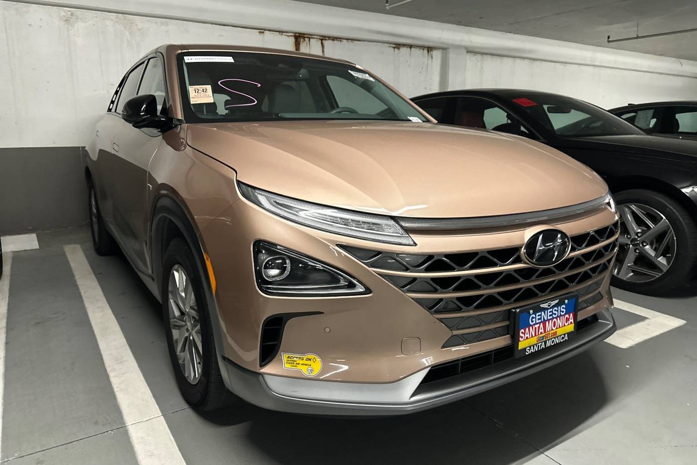 2022 Hyundai NEXO Blue — SUV — 23,283 mi — Santa Monica, CA