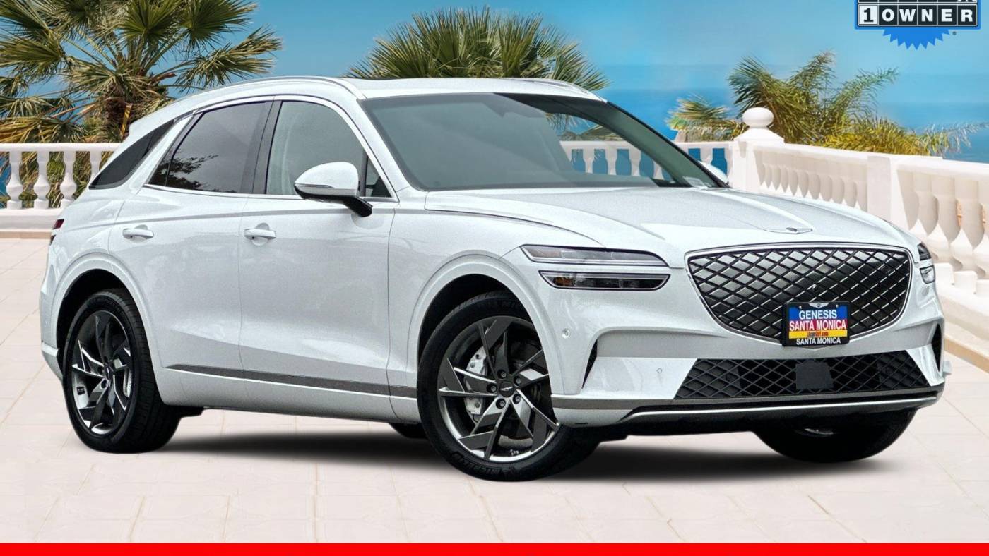 2024 Genesis Electrified GV70 Base