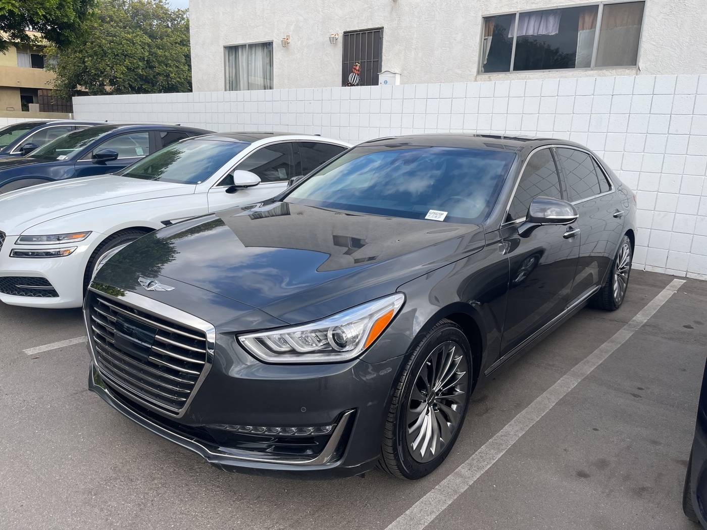 2019 Genesis G90 5.0L Ultimate — Sedan — 37,157 mi — Santa Monica, CA