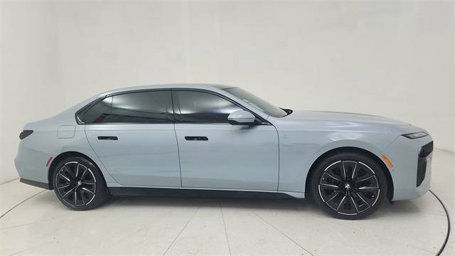2023 BMW i7 xDrive60 — Sedan — 22,514 mi — Plano, TX