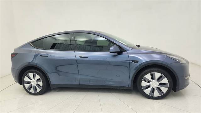 2023 Tesla Model Y Long Range — SUV — 17,605 mi — Plano, TX
