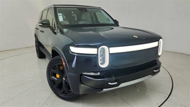 2024 Rivian R1S