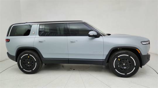 2025 Rivian R1S Adventure — SUV — 5,985 mi — Plano, TX