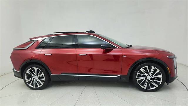2024 Cadillac LYRIQ Luxury — SUV — 3,772 mi — Plano, TX
