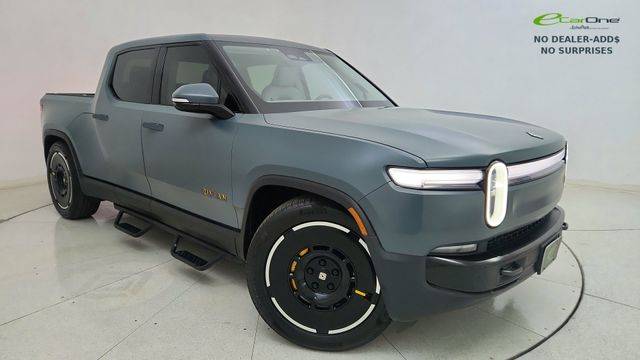 2025 Rivian R1T Premium