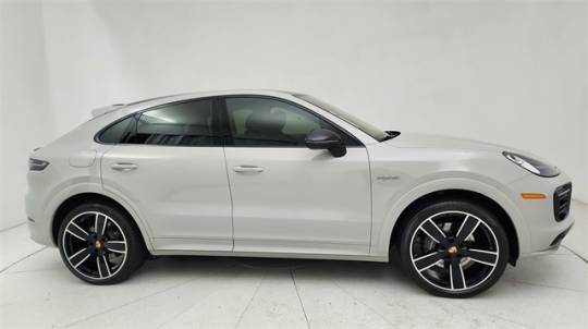 2022 Porsche Cayenne E-Hybrid — SUV — 29,891 mi — Plano, TX